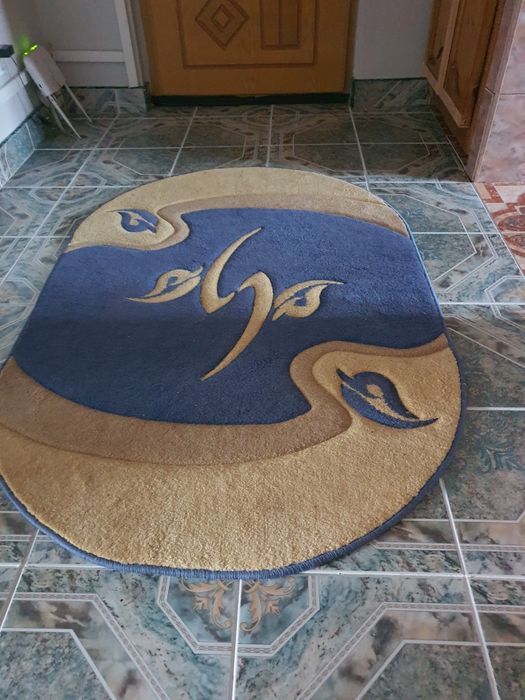 Vind   covoare ovale