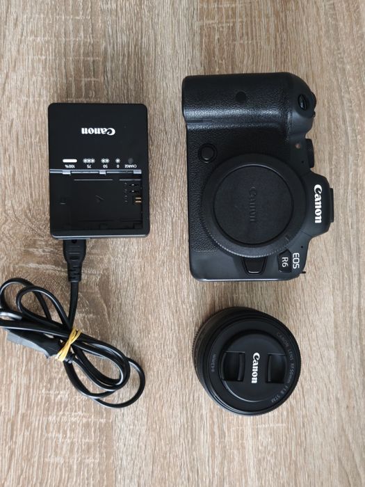 Canon r6 plus obiectiv RF 50 F1.8