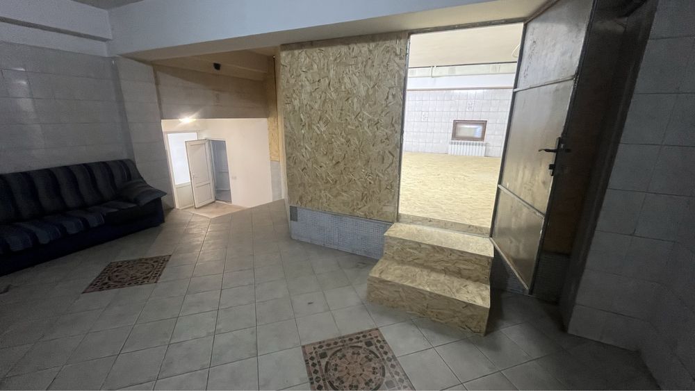 В CARCITY сдается в аренду комерческое помешение (120м2)