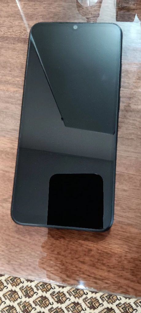 Продавам Xiaomi Redmi a1