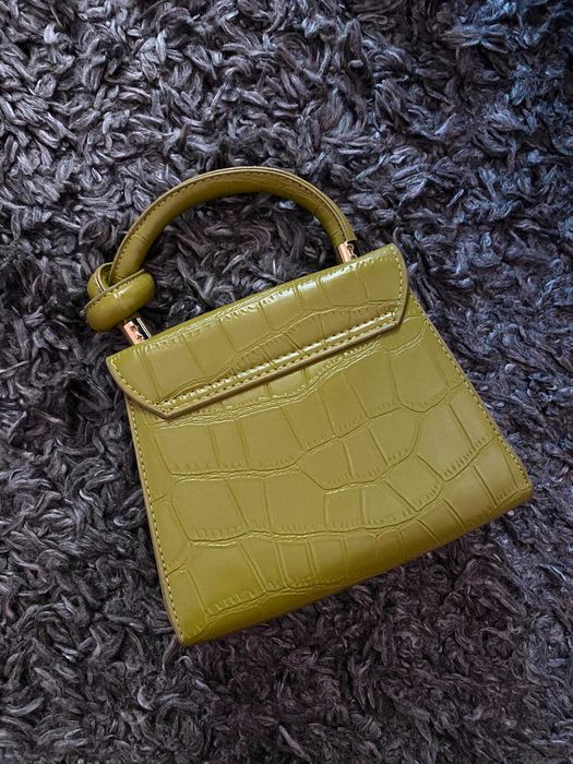 Зелена чанта от Shein