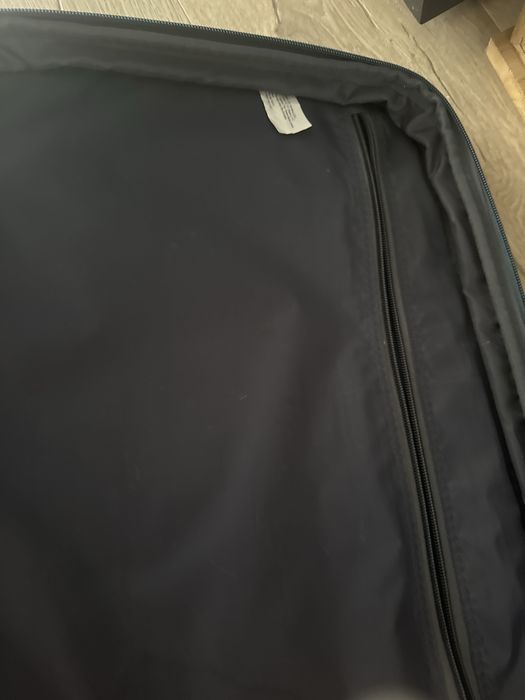 Troller dimensiuni carry on