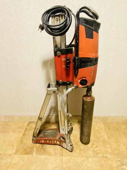 Hilti DD 200 masina de carotat , carota
