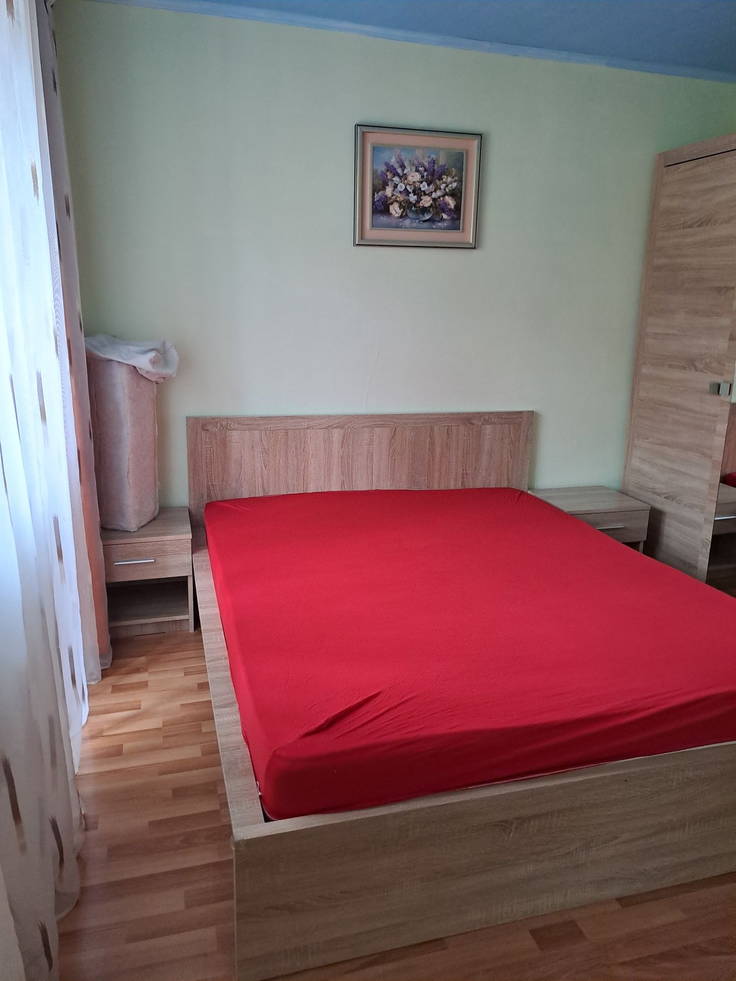 Închiriez apartament 2 camere