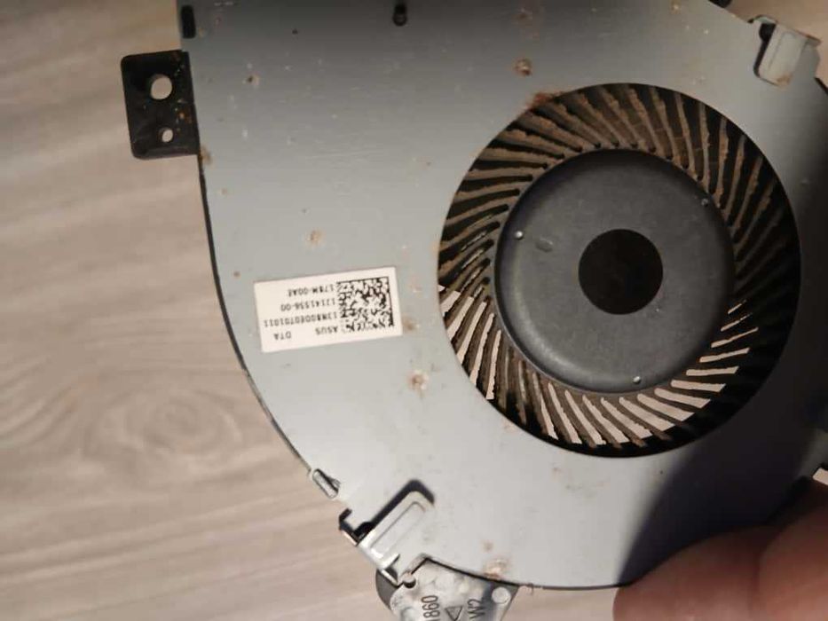 Ventilator cooler pentru laptop ASUS F540U