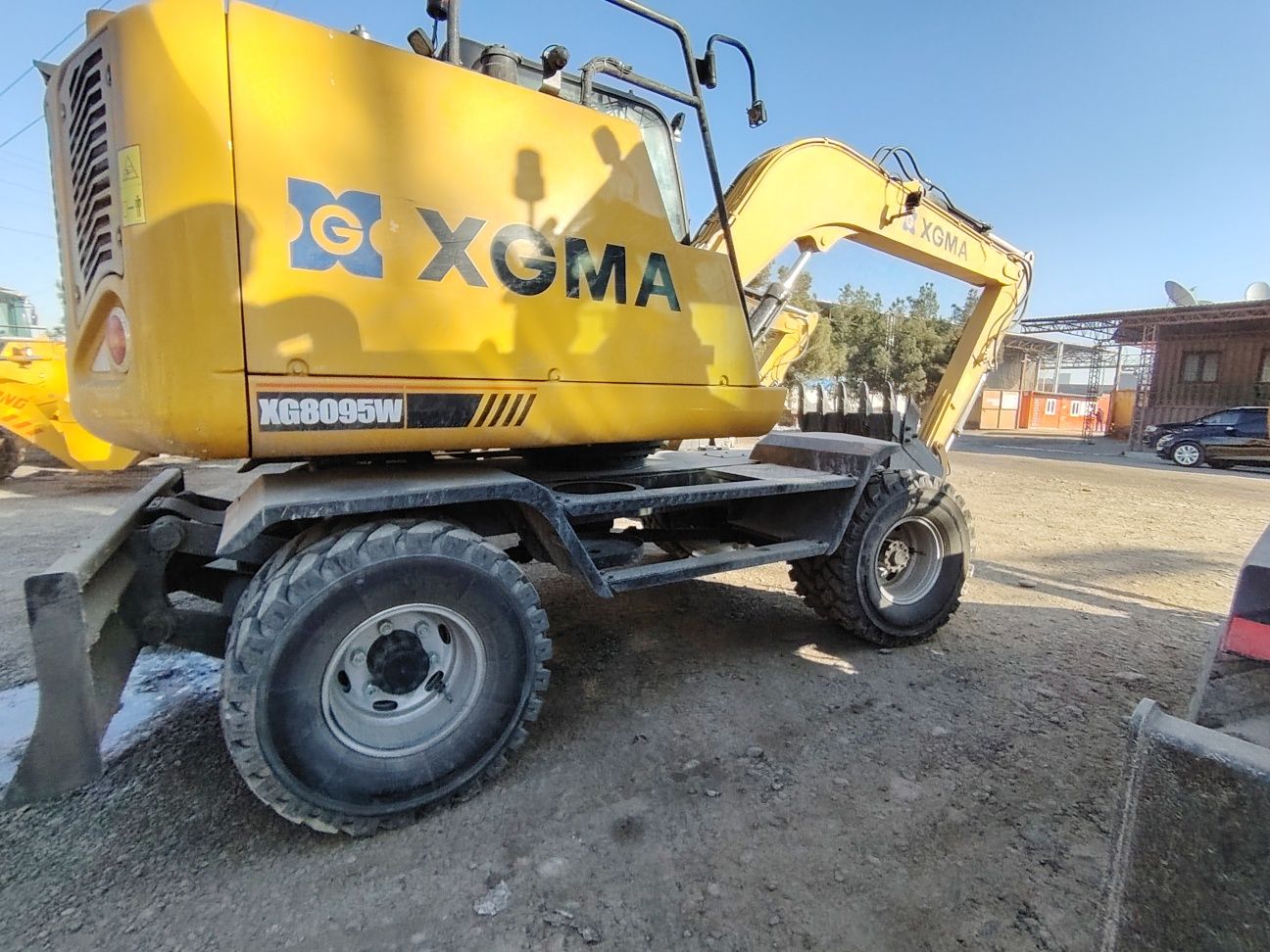 Экскаватор XGMA 55KWATT 0,4куб ковш
