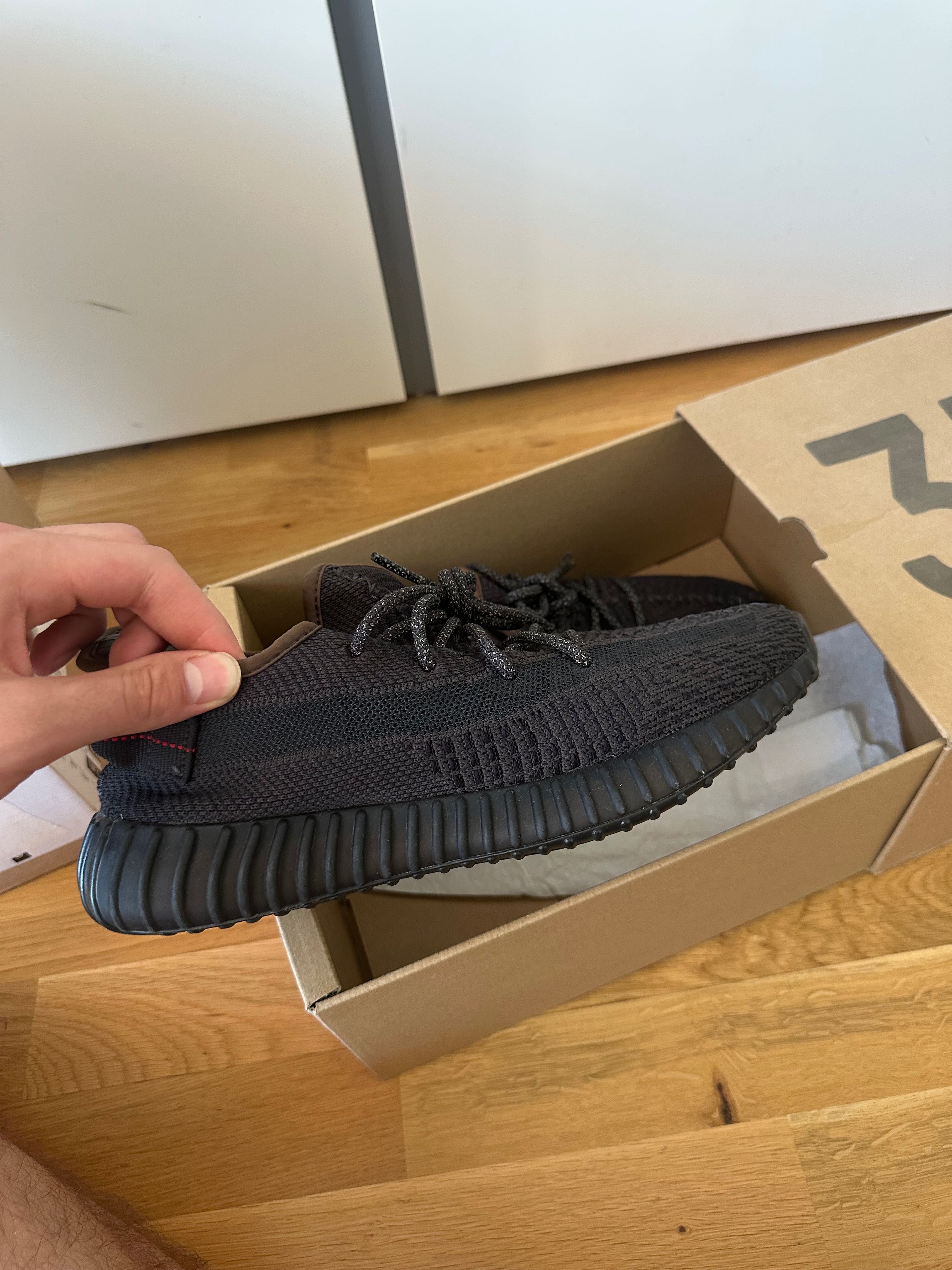 Adidas Yeezy Boots 350
