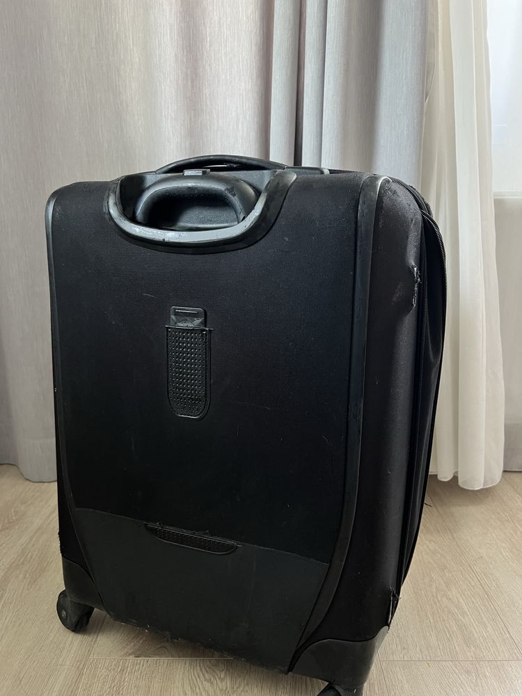 Чемодан samsonite