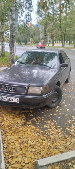 Ауди 100 с4 срочно