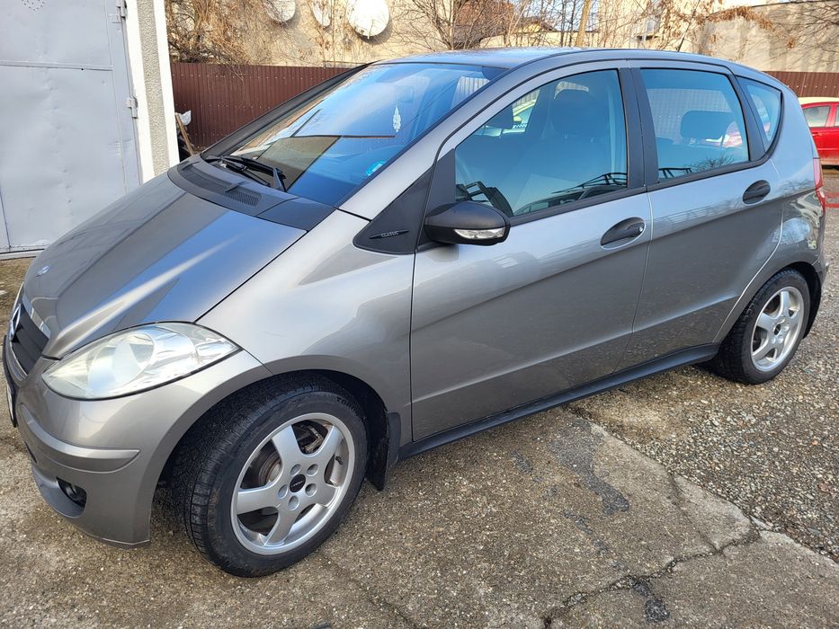 Vând mercedes a class 170