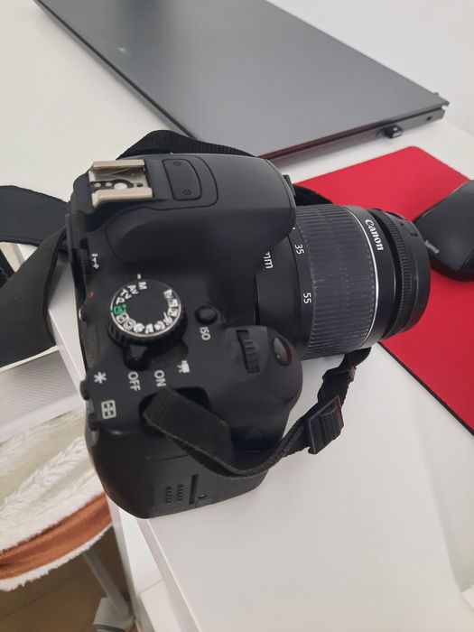 Canon 650D aparat foto