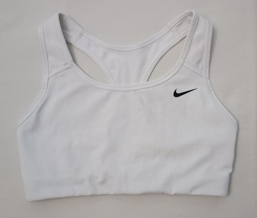 Nike DRI-FIT Bra оригинално бюстие S Найк спорт фитнес тренировки