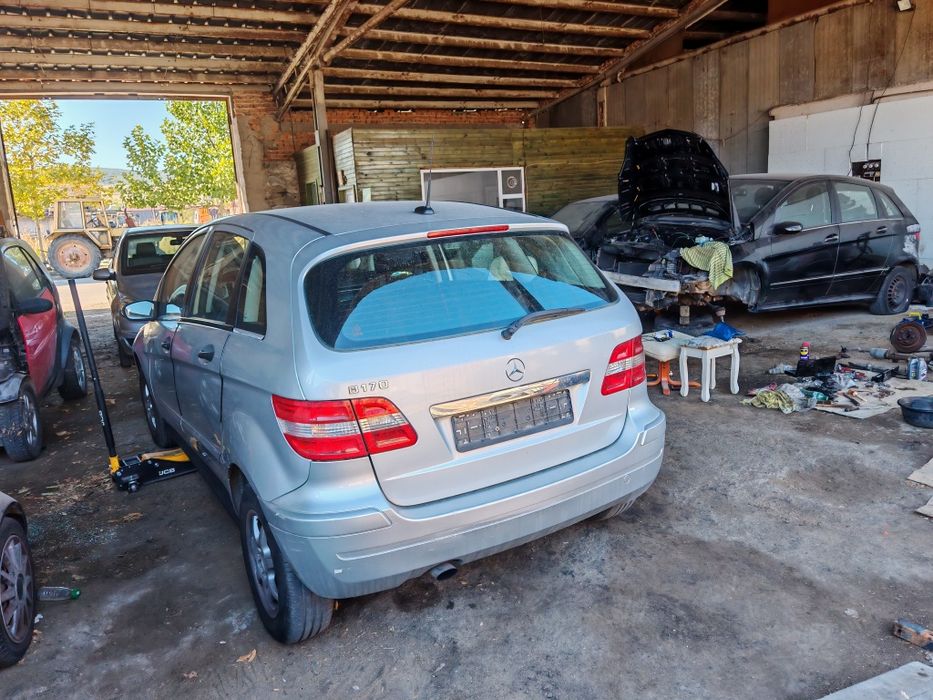 Мерцедес B 170 бензин