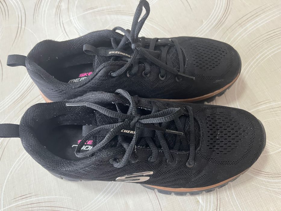Маратонки Skechers