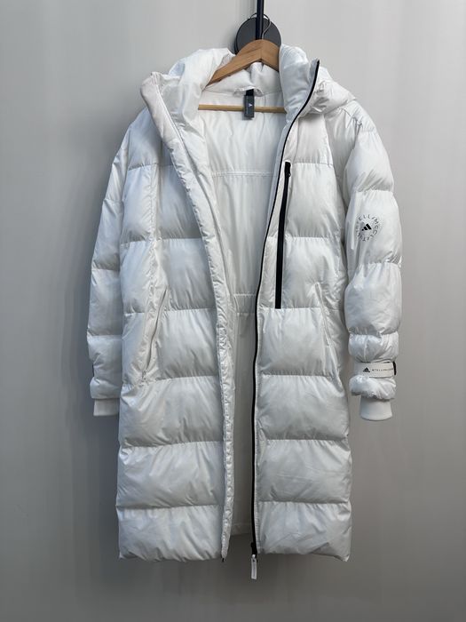 пуховик Adidas by Stella McCartney