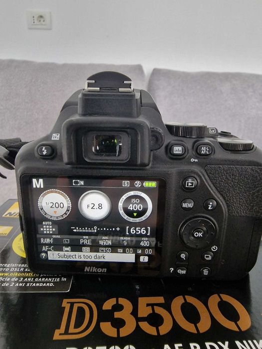 Nikon D3500 + 35mm f1.8 + accesorii