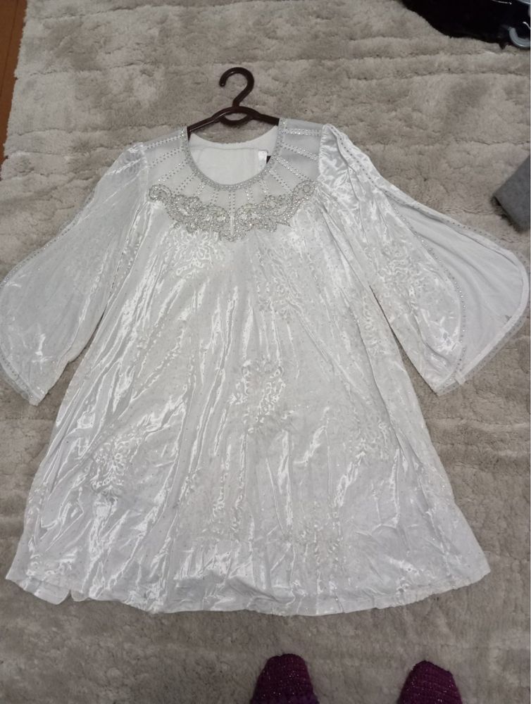 Белое платье для келинок новое