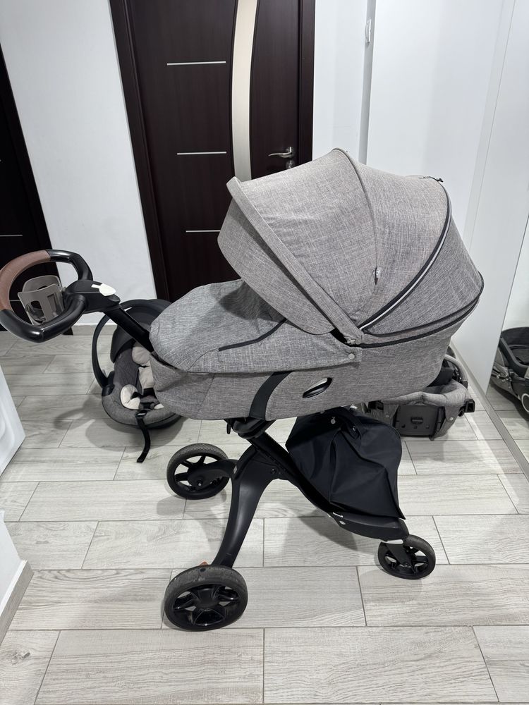 Stokke Xplory V6 gri cu insertii maro 3 in 1