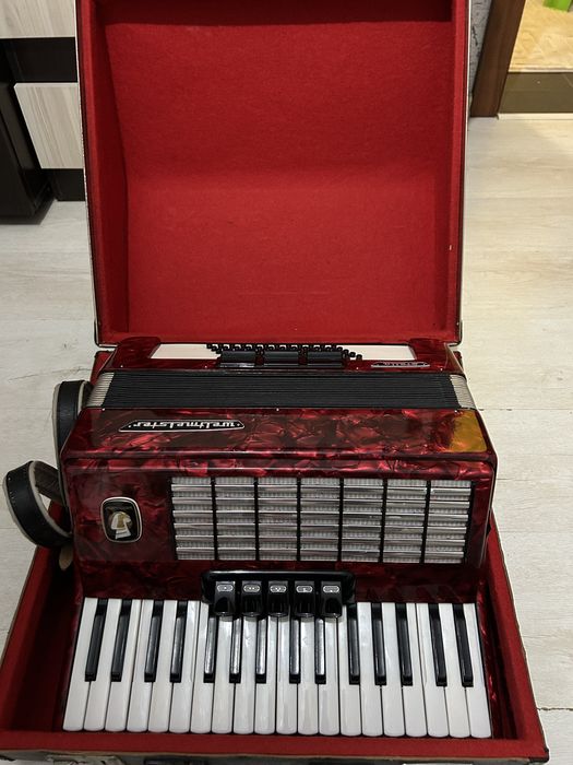 Акордеон Weltmeister stella