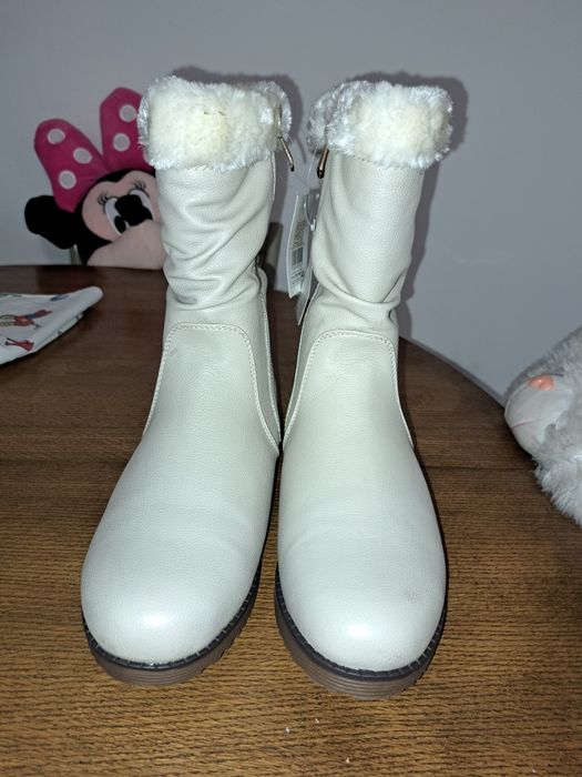 Продам женские сапоги