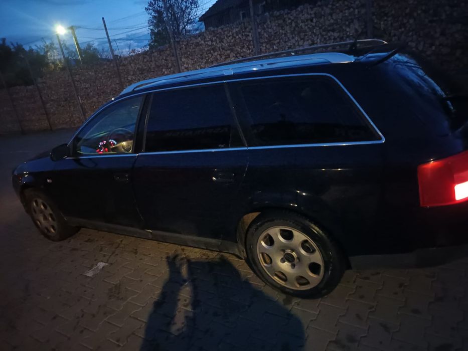 Audi A6 C5 2002 in stare foarte bună