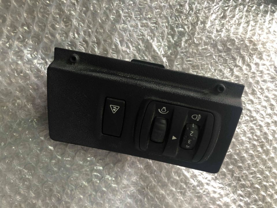 butoane  reglaj lumini renault laguna 3