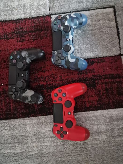 Ps 4 pro 1 TB, 2 controlere si 4 jocuri