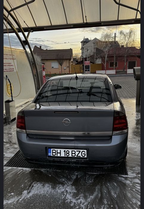 Opel Vectra C 1.8 benzina.