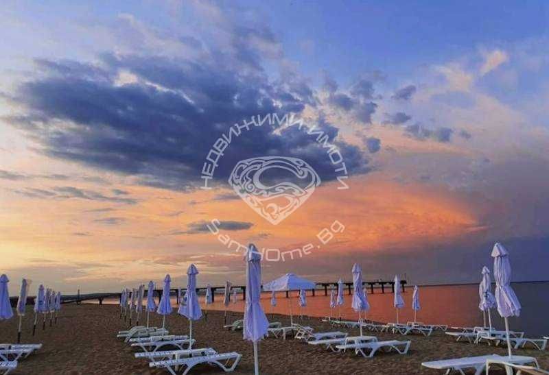 Продава се Двустаен апартамент в с. Шкорпиловци, Област Варна - 66 кв.м за 1055 €/кв.м - Снимка #11