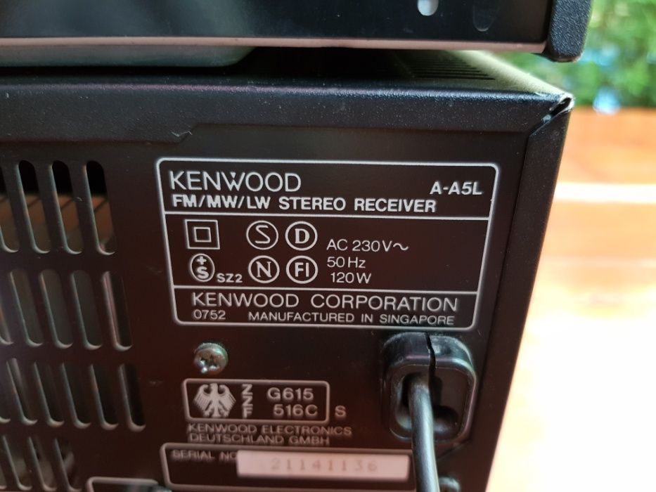 Linie Kenwood A5 Amplificator cu radio, CD player cu 7CD, Egalizator