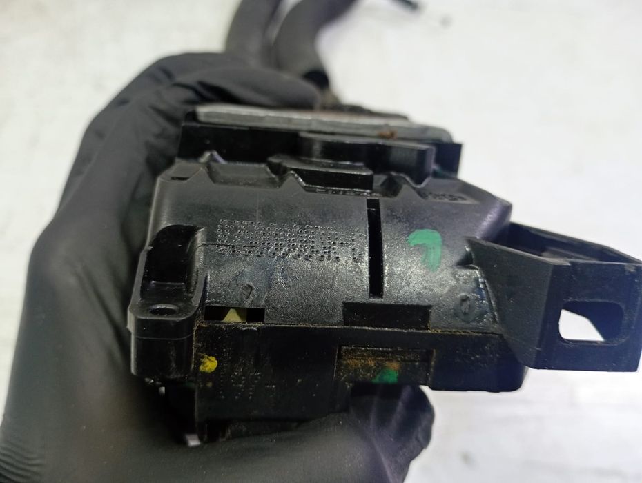 Broasca dreapta spate Renault Laguna 3 (facelift) (2011 - 2015)M9R854