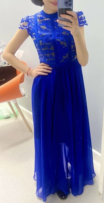 Продаю красивое платье