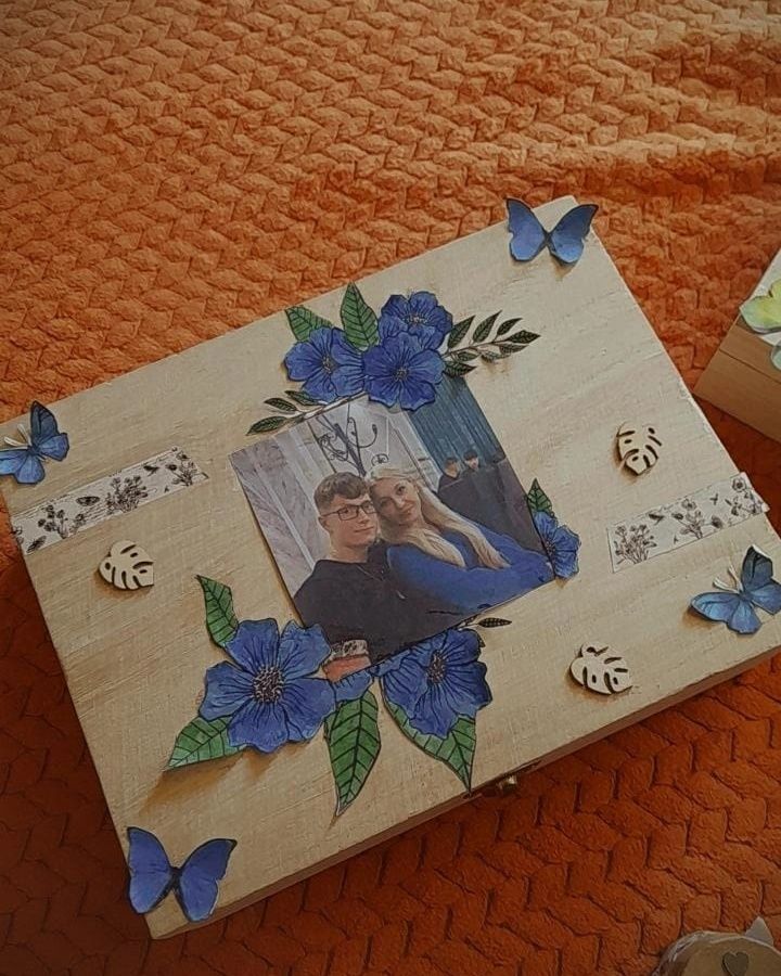 Cutii decorative pentru cadouri/ amintiri și iepurași  l