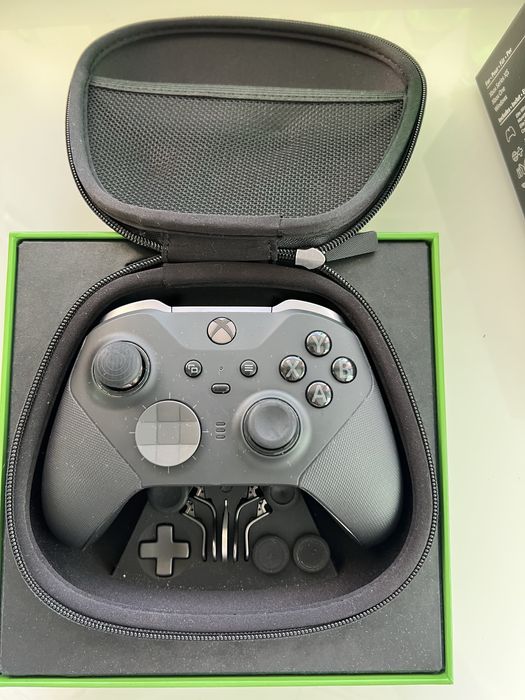 Xbox Elite Series 2 – Пълен комплект, като нов