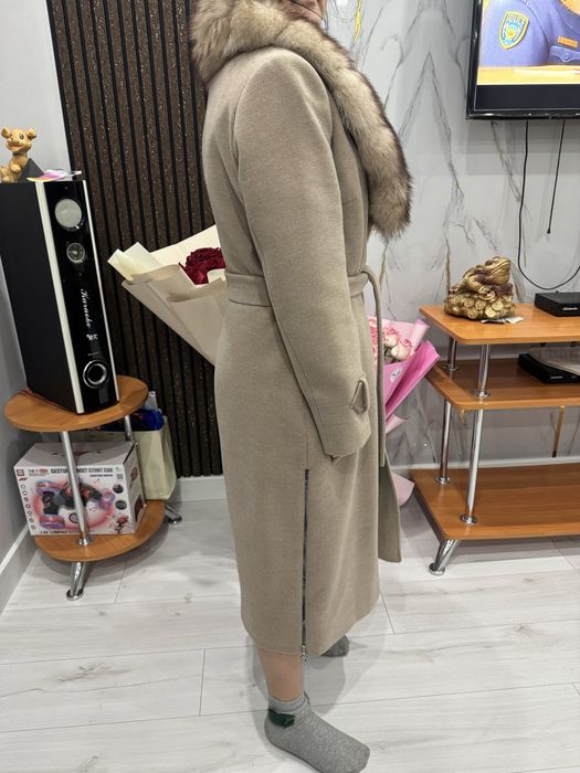 Срочно продам пальто