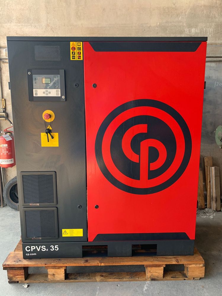 Compresor cu surub 26 kw 13 bar