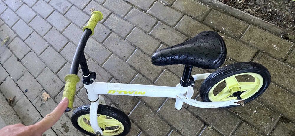 bicicleta fara pedale si motocicleta cu trei roti fara pedale