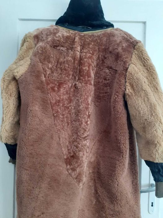 Кожух, шуба с кожа, зимна шуба с подплата размер M / L