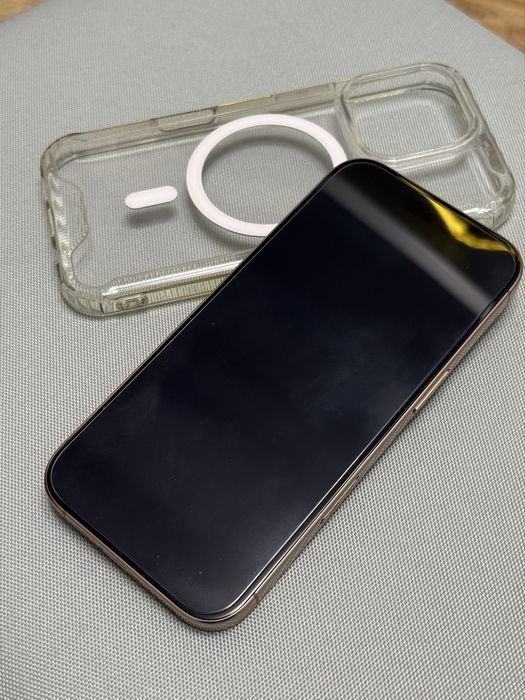 Iphone 16 pro 256gb, 100% bateria, desert titanium