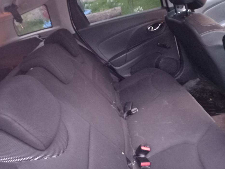 Vând schimb cu logan dupa 2021