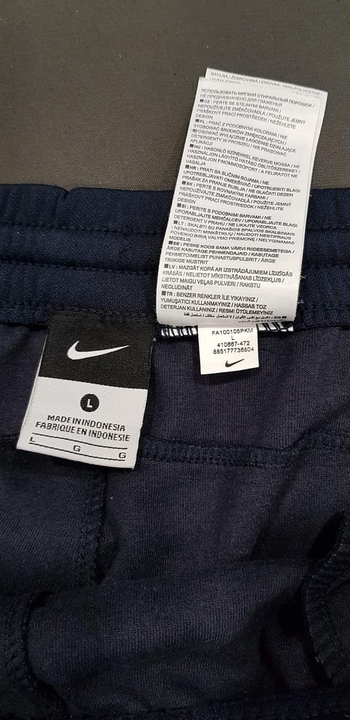Pantalon Nike L/XL nou bărbătesc