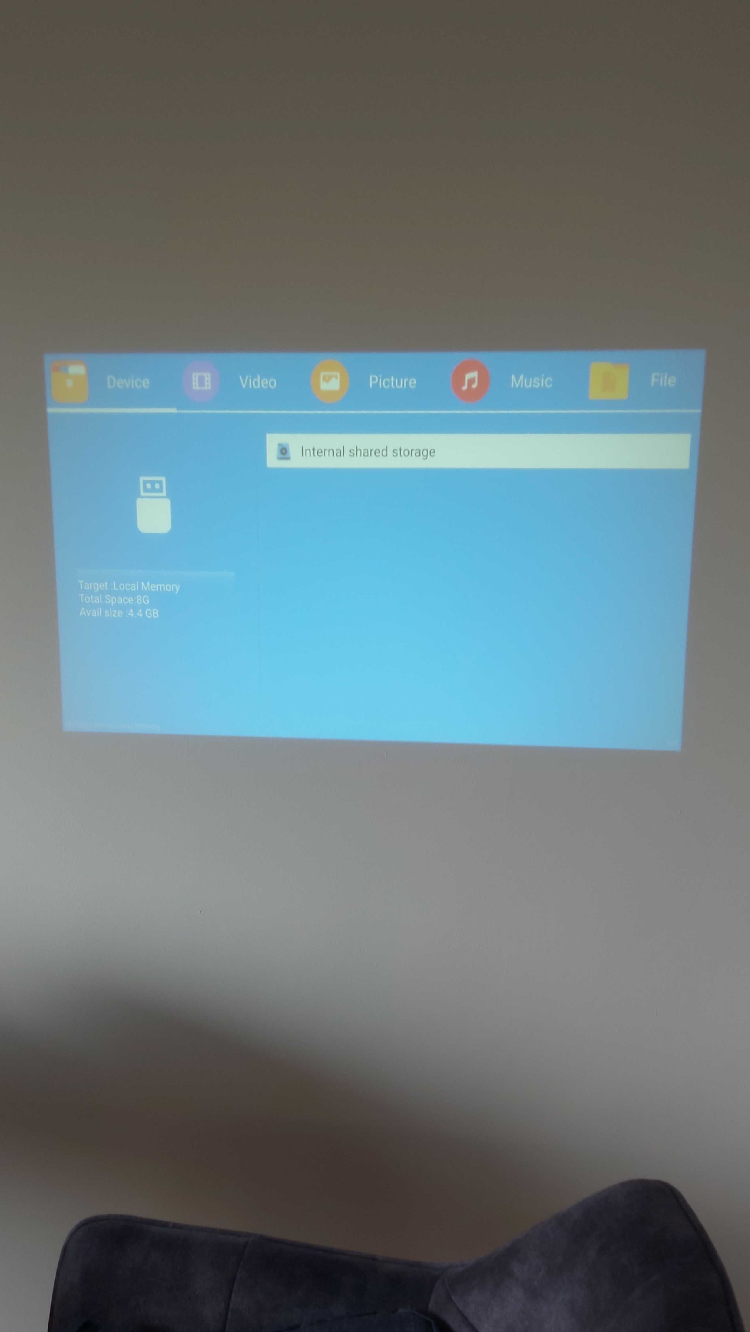 Мултимедия Portable smart projector Model Gimbal 5