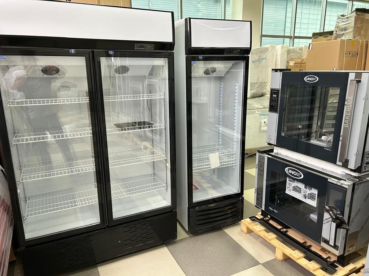 Холодильные шкафы купе витрины