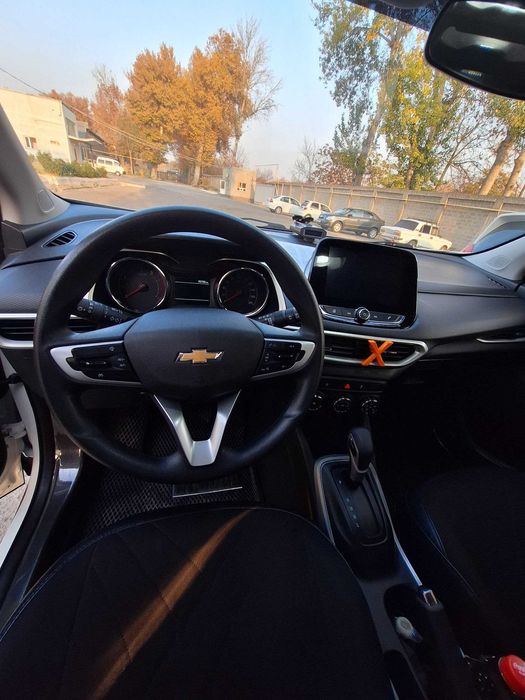 Tracker LS 2023 год