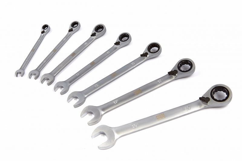 Ключове звездогаечни 8-19 мм тресчотни 7 бр.