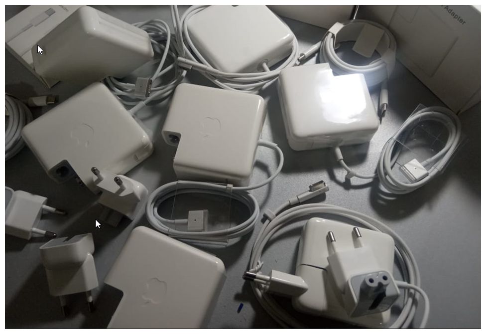 на ноутбук - макбук 60w - зарядка, блок питания. !