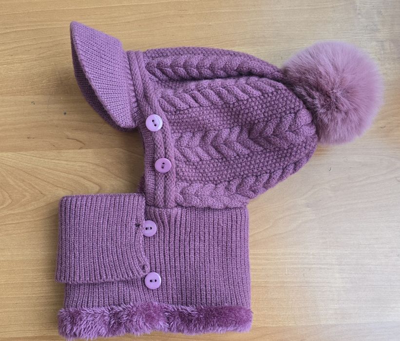 Шапка с маской и козырьком