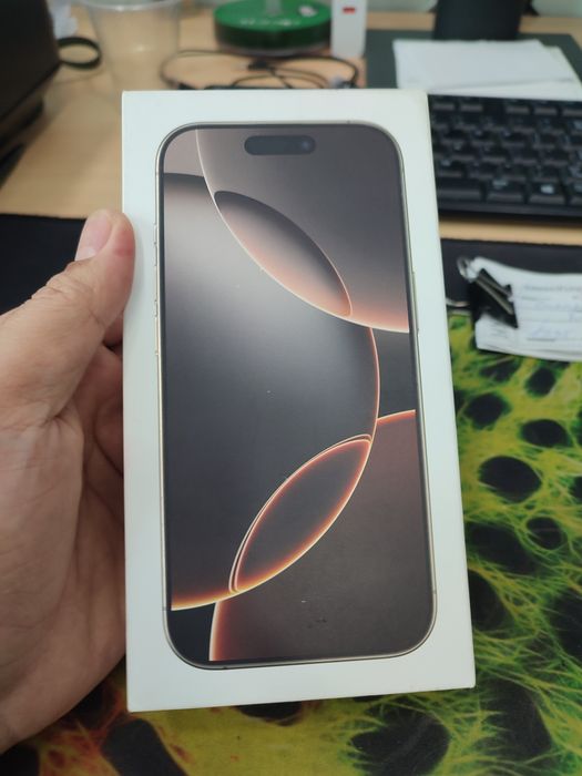 Новый iPhone 16 Pro Desert Titanium