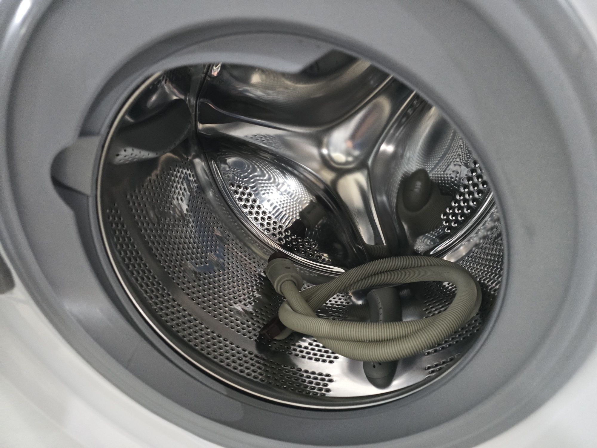 А+++Инверторна пералня Хувър/Hoover 10 кг