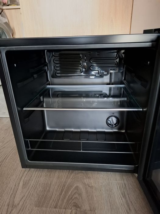 Хладилник Neo 44 литра